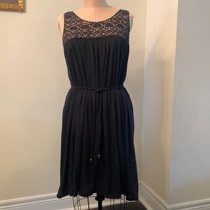 H&M black cotton sleeveless crochet top loose rope belted dress gently worn